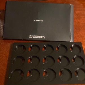 Mac pro palette eye shadow x 15 insert New in box